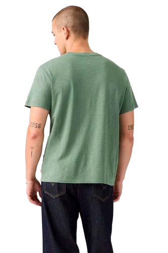 Camiseta Levi's Relaxed Masculina Verde  hover